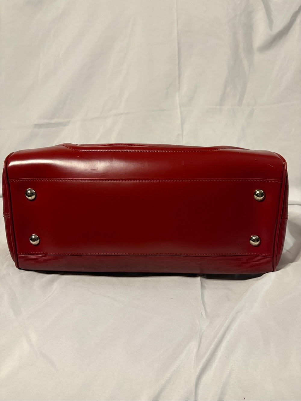 β¨ Authentic Louis Vuitton Bowling Montaigne GM β Epi Leather in Red/Carmine - Picture 8 of 17